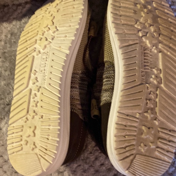 Men’s hey dudes $50 - Picture 7 of 7